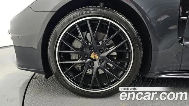 2018 Porsche Panamera (971) 2.9 4S Sold VIN WP0AB2976JL131783 – photo 11 2018 Porsche Panamera (971) 2.9 4S Sold VIN WP0AB2976JL131783 – photo 11