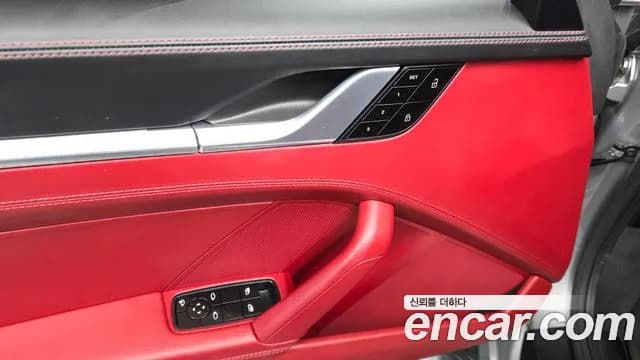 2020 Porsche 911 (992) Carrera 4S Sold VIN WP0AB2997LS226217 – trunk area 2020 Porsche 911 (992) Carrera 4S Sold VIN WP0AB2997LS226217 – trunk area