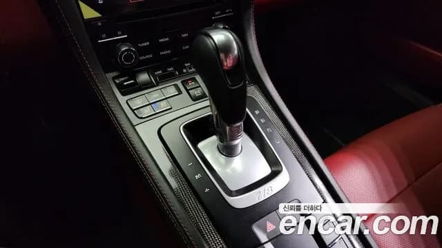 2024 Porsche 718 Cayman 4.0 GTS Sold VIN WP0AD2988RK269071 – interior seats 2024 Porsche 718 Cayman 4.0 GTS Sold VIN WP0AD2988RK269071 – interior seats