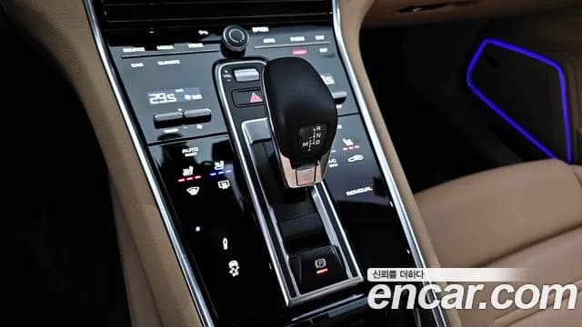 2023 Porsche Panamera (971) 2.9 AWD E-Hybrid Platinum Edition Sold VIN WP0AE2971PL120545 – photo 14 2023 Porsche Panamera (971) 2.9 AWD E-Hybrid Platinum Edition Sold VIN WP0AE2971PL120545 – photo 14