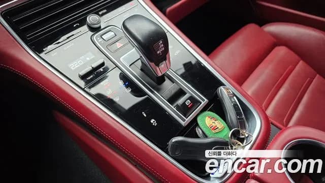 2019 Porsche Panamera (971) 4.0 GTS Sold VIN WP0AG2975KL139926 – photo 15 2019 Porsche Panamera (971) 4.0 GTS Sold VIN WP0AG2975KL139926 – photo 15