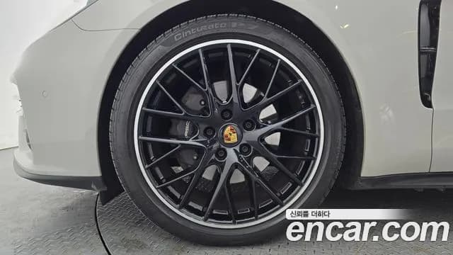 2023 Porsche Panamera (971) 2.9 AWD Sold VIN WP0AJ2975PL110628 – photo 17 2023 Porsche Panamera (971) 2.9 AWD Sold VIN WP0AJ2975PL110628 – photo 17
