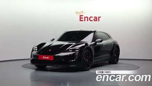 2022 Porsche Taycan 4S Cross Turismo Sold VIN WP0BB2Y19NSA71353 – front exterior 2022 Porsche Taycan 4S Cross Turismo Sold VIN WP0BB2Y19NSA71353 – front exterior