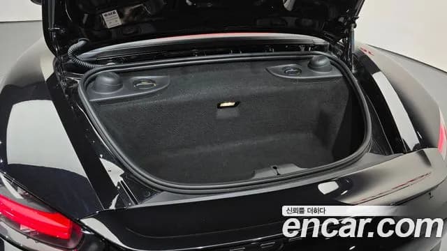 2019 Porsche 718 Boxster 2.0 Sold VIN WP0CA2980KS214024 – trunk area 2019 Porsche 718 Boxster 2.0 Sold VIN WP0CA2980KS214024 – trunk area