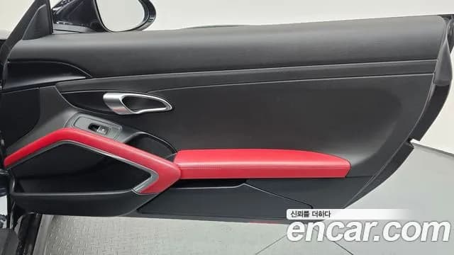 2019 Porsche 718 Boxster 2.0 Sold VIN WP0CA2980KS214024 – photo 17 2019 Porsche 718 Boxster 2.0 Sold VIN WP0CA2980KS214024 – photo 17