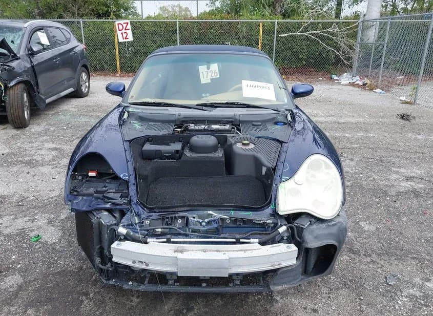 2004 PORSCHE 911 Used VIN WP0CA29924S653124 – front exterior 2004 PORSCHE 911 Used VIN WP0CA29924S653124 – front exterior