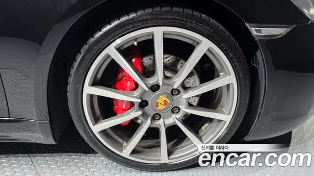 2018 Porsche 718 Boxster S 2.5 Sold VIN WP0CB2980JS228372 – interior seats 2018 Porsche 718 Boxster S 2.5 Sold VIN WP0CB2980JS228372 – interior seats