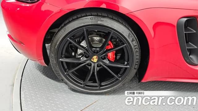 2017 Porsche 718 Boxster S 2.5 Sold VIN WP0CB2984HS240468 – undercarriage 2017 Porsche 718 Boxster S 2.5 Sold VIN WP0CB2984HS240468 – undercarriage