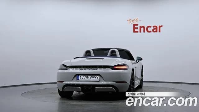 2018 Porsche 718 Boxster 2.5 GTS Sold VIN WP0CB2986JS228571 – interior seats 2018 Porsche 718 Boxster 2.5 GTS Sold VIN WP0CB2986JS228571 – interior seats
