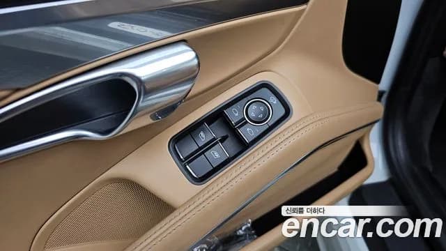 2018 Porsche 718 Boxster 2.5 GTS Sold VIN WP0CB2986JS228571 – engine bay 2018 Porsche 718 Boxster 2.5 GTS Sold VIN WP0CB2986JS228571 – engine bay