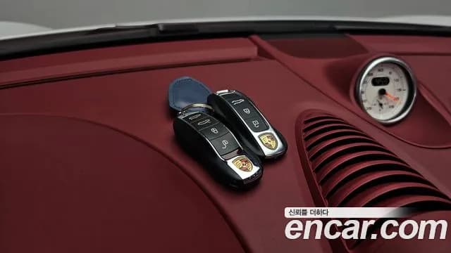 2018 Porsche 718 Boxster 2.5 GTS Sold VIN WP0CB2987JS228546 – trunk area 2018 Porsche 718 Boxster 2.5 GTS Sold VIN WP0CB2987JS228546 – trunk area
