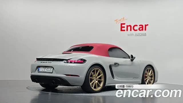 2024 Porsche 718 Boxster 4.0 GTS Sold VIN WP0CD298XRK228109 – interior seats 2024 Porsche 718 Boxster 4.0 GTS Sold VIN WP0CD298XRK228109 – interior seats