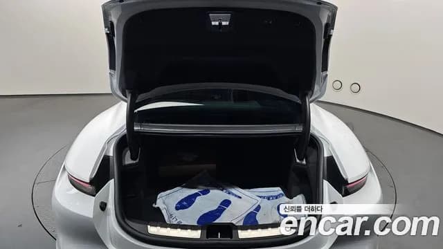 2020 Porsche Taycan 4S Sold VIN WP0ZZZY1DHDJDJ832 – exterior detail 2020 Porsche Taycan 4S Sold VIN WP0ZZZY1DHDJDJ832 – exterior detail