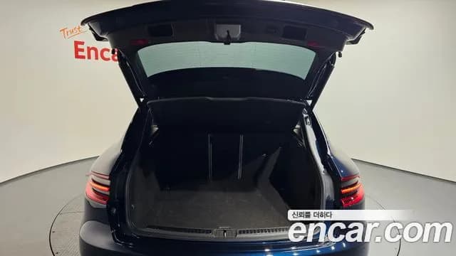 2018 Porsche Macan 2.0 Sold VIN WP1AA2950JLB23243 – photo 13 2018 Porsche Macan 2.0 Sold VIN WP1AA2950JLB23243 – photo 13
