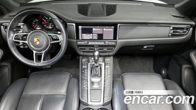2019 Porsche Macan 2.0 Sold VIN WP1AA2951KLB06324 – side profile 2019 Porsche Macan 2.0 Sold VIN WP1AA2951KLB06324 – side profile