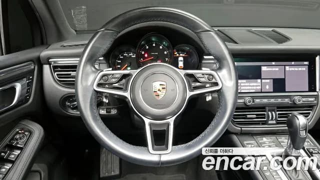 2019 Porsche Macan 2.0 Sold VIN WP1AA2951KLB06324 – photo 15 2019 Porsche Macan 2.0 Sold VIN WP1AA2951KLB06324 – photo 15