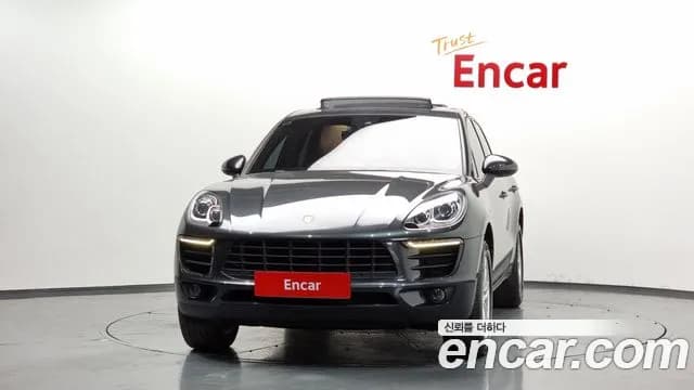 2017 Porsche Macan 2.0 Sold VIN WP1AA2956HLB23323 – engine bay 2017 Porsche Macan 2.0 Sold VIN WP1AA2956HLB23323 – engine bay