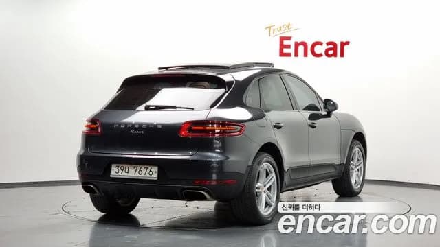 2017 Porsche Macan 2.0 Sold VIN WP1AA2956HLB23323 – odometer reading 2017 Porsche Macan 2.0 Sold VIN WP1AA2956HLB23323 – odometer reading