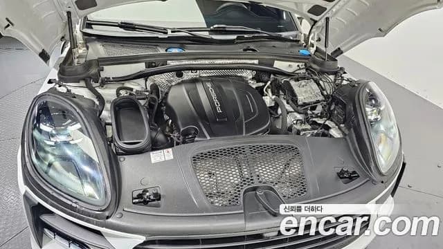 2021 Porsche Macan 2.0 Sold VIN WP1AA2956MLB07469 – undercarriage 2021 Porsche Macan 2.0 Sold VIN WP1AA2956MLB07469 – undercarriage