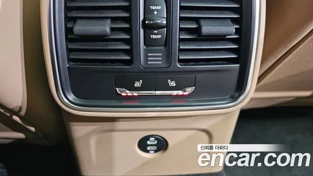 2021 Porsche Macan 2.0 Sold VIN WP1AA2956MLB07469 – photo 12 2021 Porsche Macan 2.0 Sold VIN WP1AA2956MLB07469 – photo 12