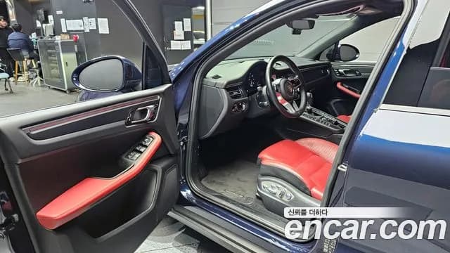 2021 Porsche Macan 2.0 Sold VIN WP1AA2959MLB20331 – rear exterior 2021 Porsche Macan 2.0 Sold VIN WP1AA2959MLB20331 – rear exterior