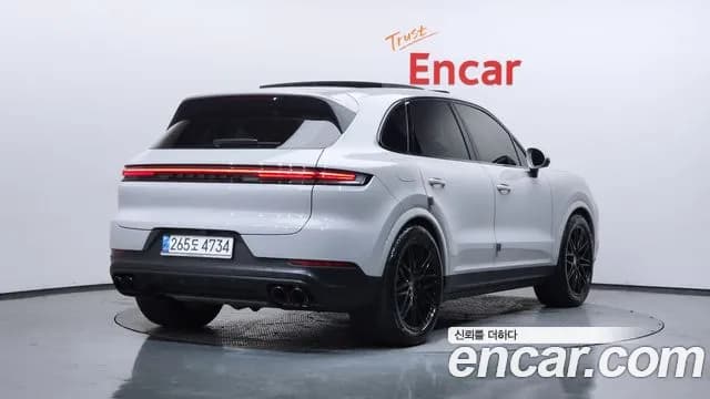 2024 Porsche Cayenne (PO536) 3.0 Sold VIN WP1AA29Y1RDA17755 – interior seats 2024 Porsche Cayenne (PO536) 3.0 Sold VIN WP1AA29Y1RDA17755 – interior seats