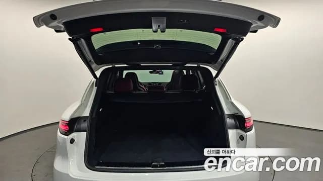 2021 Porsche Cayenne (PO536) 3.0 Sold VIN WP1AA29Y2MDA04800 – undercarriage 2021 Porsche Cayenne (PO536) 3.0 Sold VIN WP1AA29Y2MDA04800 – undercarriage