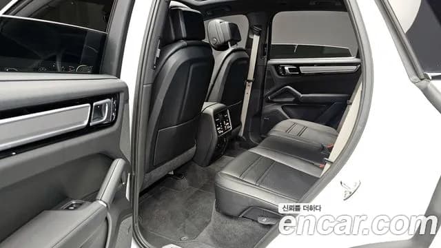 2023 Porsche Cayenne (PO536) 3.0 PLATINUM EDITION Sold VIN WP1AA29Y2PDA03926 – side profile 2023 Porsche Cayenne (PO536) 3.0 PLATINUM EDITION Sold VIN WP1AA29Y2PDA03926 – side profile