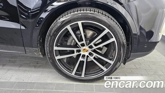 2024 Porsche Cayenne (PO536) 3.0 Sold VIN WP1AA29Y7RDA29151 – photo 13 2024 Porsche Cayenne (PO536) 3.0 Sold VIN WP1AA29Y7RDA29151 – photo 13