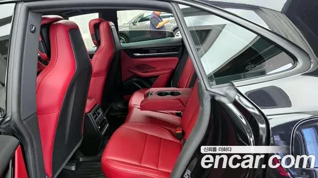 2025 Porsche Macan EV Base 4 Sold VIN WP1AA2XA4SL003329 – exterior detail 2025 Porsche Macan EV Base 4 Sold VIN WP1AA2XA4SL003329 – exterior detail