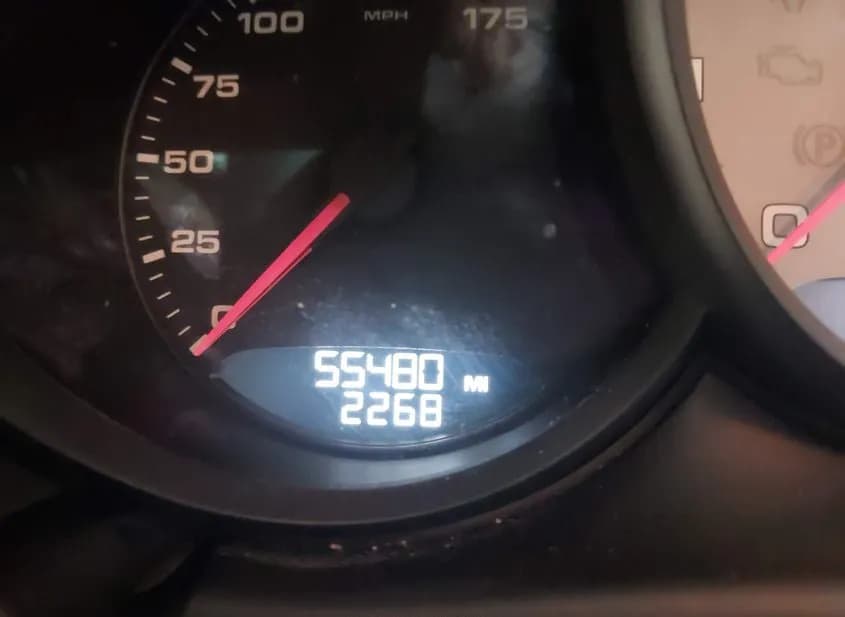 2015 PORSCHE Macan Used VIN WP1AB2A54FLB58092 – side profile 2015 PORSCHE Macan Used VIN WP1AB2A54FLB58092 – side profile