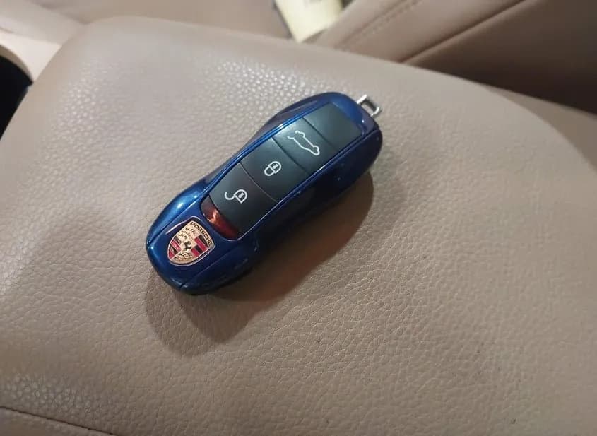 2015 PORSCHE Macan Used VIN WP1AB2A54FLB58092 – photo 13 2015 PORSCHE Macan Used VIN WP1AB2A54FLB58092 – photo 13