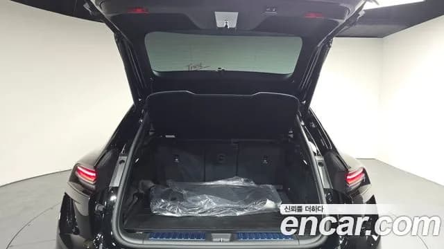 2025 Porsche Macan EV Turbo Sold VIN WP1AC2XA5SL176156 – photo 34 2025 Porsche Macan EV Turbo Sold VIN WP1AC2XA5SL176156 – photo 34