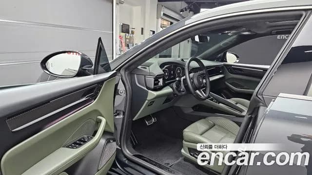 2025 Porsche Macan EV Turbo Sold VIN WP1AC2XA6SL175503 – interior seats 2025 Porsche Macan EV Turbo Sold VIN WP1AC2XA6SL175503 – interior seats