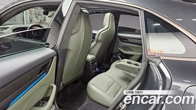 2025 Porsche Macan EV Turbo Sold VIN WP1AC2XA6SL175503 – photo 14 2025 Porsche Macan EV Turbo Sold VIN WP1AC2XA6SL175503 – photo 14