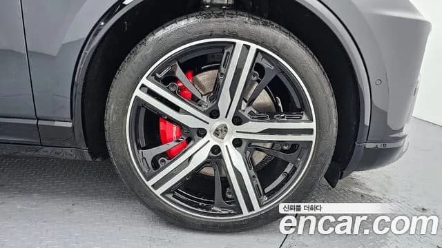 2025 Porsche Macan EV Turbo Sold VIN WP1AC2XA6SL175503 – photo 16 2025 Porsche Macan EV Turbo Sold VIN WP1AC2XA6SL175503 – photo 16