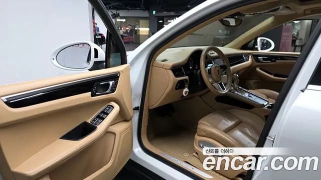 2017 Porsche Macan 3.0 S Diesel Sold VIN WP1AD2950HLB70662 – photo 31 2017 Porsche Macan 3.0 S Diesel Sold VIN WP1AD2950HLB70662 – photo 31