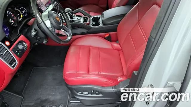 2022 Porsche Cayenne (PO536) 3.0 E-Hybrid Sold VIN WP1AE29Y2NDA39259 – interior seats 2022 Porsche Cayenne (PO536) 3.0 E-Hybrid Sold VIN WP1AE29Y2NDA39259 – interior seats