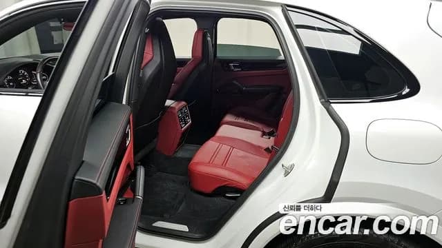 2020 Porsche Cayenne (PO536) 3.0 E-Hybrid Sold VIN WP1AE29Y6LDA34093 – interior seats 2020 Porsche Cayenne (PO536) 3.0 E-Hybrid Sold VIN WP1AE29Y6LDA34093 – interior seats