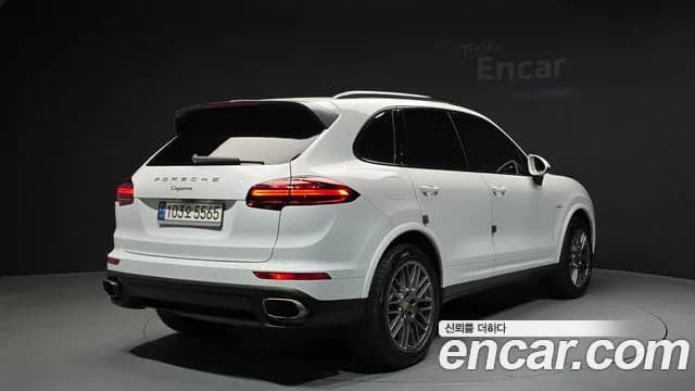 2017 Porsche New Cayenne 3.0 Diesel Platium Edition Sold VIN WP1AF2928HLA30469 – photo 14 2017 Porsche New Cayenne 3.0 Diesel Platium Edition Sold VIN WP1AF2928HLA30469 – photo 14
