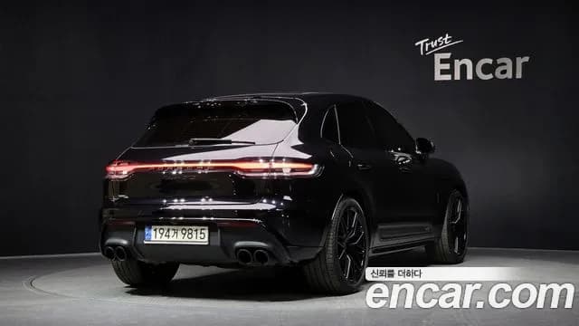 2022 Porsche Macan 2.9 GTS Sold VIN WP1AF2956NLB45884 – trunk area 2022 Porsche Macan 2.9 GTS Sold VIN WP1AF2956NLB45884 – trunk area