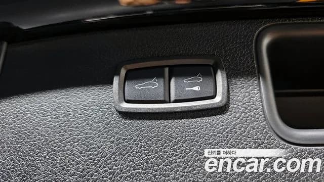 2022 Porsche Macan 2.9 GTS Sold VIN WP1AF2958NLB45126 – exterior detail 2022 Porsche Macan 2.9 GTS Sold VIN WP1AF2958NLB45126 – exterior detail