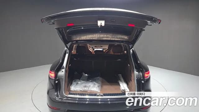 2020 Porsche Cayenne (PO536) 4.0 Turbo Sold VIN WP1AF29Y7LDA57105 – photo 17 2020 Porsche Cayenne (PO536) 4.0 Turbo Sold VIN WP1AF29Y7LDA57105 – photo 17