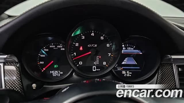 2017 Porsche Macan 3.0 GTS Sold VIN WP1AG2950HLB81166 – photo 12 2017 Porsche Macan 3.0 GTS Sold VIN WP1AG2950HLB81166 – photo 12
