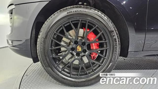 2017 Porsche Macan 3.0 GTS Sold VIN WP1AG2950HLB81166 – photo 18 2017 Porsche Macan 3.0 GTS Sold VIN WP1AG2950HLB81166 – photo 18