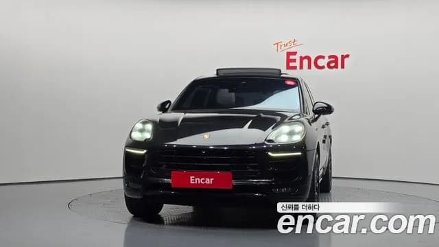 2018 Porsche Macan 3.0 GTS Sold VIN WP1AG2954JLB63064 – dashboard 2018 Porsche Macan 3.0 GTS Sold VIN WP1AG2954JLB63064 – dashboard