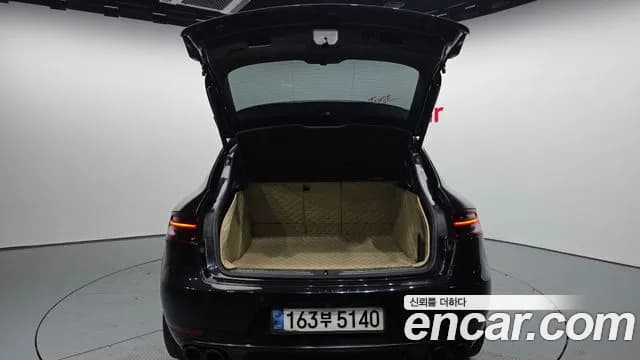 2018 Porsche Macan 3.0 GTS Sold VIN WP1AG2954JLB63064 – photo 13 2018 Porsche Macan 3.0 GTS Sold VIN WP1AG2954JLB63064 – photo 13