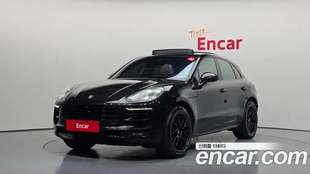 2018 Porsche Macan 3.0 GTS Sold VIN WP1AG2954JLB63064 – photo 14 2018 Porsche Macan 3.0 GTS Sold VIN WP1AG2954JLB63064 – photo 14