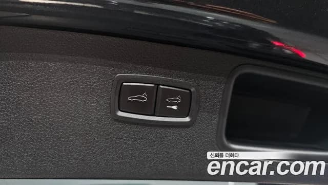 2023 Porsche Macan 2.9 S Sold VIN WP1AG2954PLB52574 – engine bay 2023 Porsche Macan 2.9 S Sold VIN WP1AG2954PLB52574 – engine bay