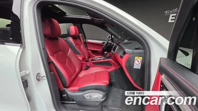 2023 Porsche Macan 2.9 S Sold VIN WP1AG295XPLB51283 – interior seats 2023 Porsche Macan 2.9 S Sold VIN WP1AG295XPLB51283 – interior seats